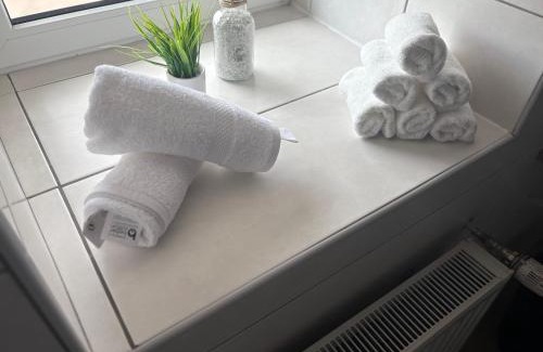 Oberdorla Apartment | Geräumige Ferienwohnung - ideal für Monteure in Förderstedt, Staßfurt