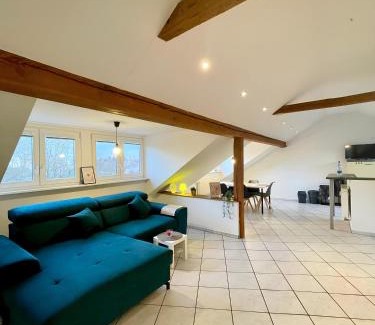 Zirndorf Apartment | Geräumige Unterkunft für Familien und Gruppen, mitten in Zirndorf, für 8 Personen