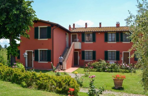 Stabbia Apartment | Geranio by Interhome