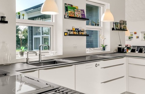 Hou House | "Geri" - 700m from the sea by Interhome