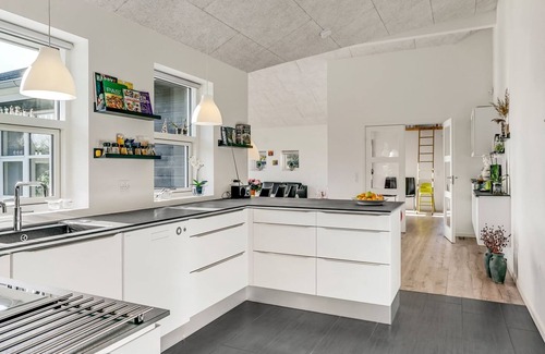 Hou House | "Geri" - 700m from the sea by Interhome