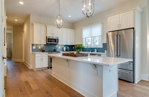 Germantown House | Germantown Luxury Homes with Rooftop Decks