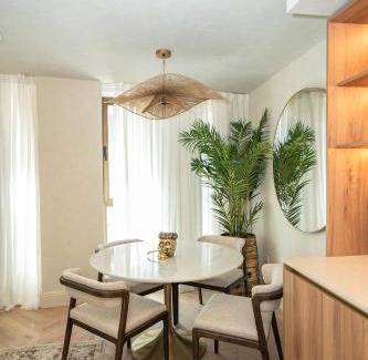 Alicante City Centre Apartment | Gerona by Manlia