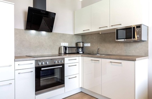 Alt-Travemunde/Ronnau Apartment | Geschmackvolles, Barrierearmes Apartment mit Loggia in Sonniger Süd-west-lage - Godewindpark