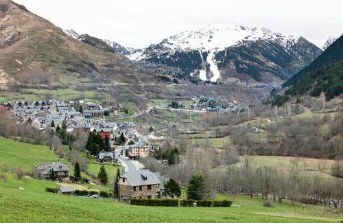 Gessa Ski Chalet | Gessa Luxury Apartments - parking a pie de pistas Val de Ruda