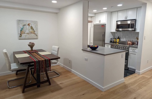 Downtown Seattle Condo | Get a Bird's Eye View Then Delve In