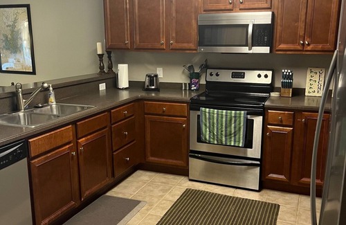 Alexander City Condo | Get away from your busy life and relax at this Cozy Lake Martin Condo!