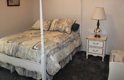 Luray House | Get away to peaceful solitude