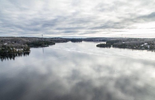 Mauricie Ski Chalet | Get lost in Grandes-Piles Cozy modern chalet View on St-Maurice River