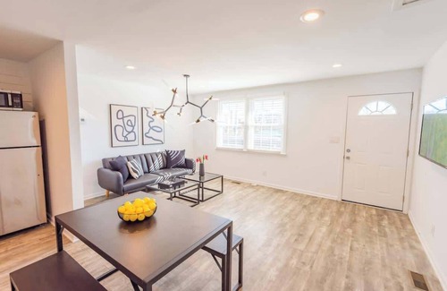 Salemtown House | Get to any Nashville Site 5-15 minutes