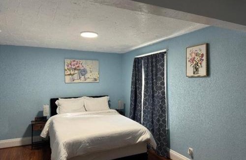 Niagara Falls House | Getaway at Niagara