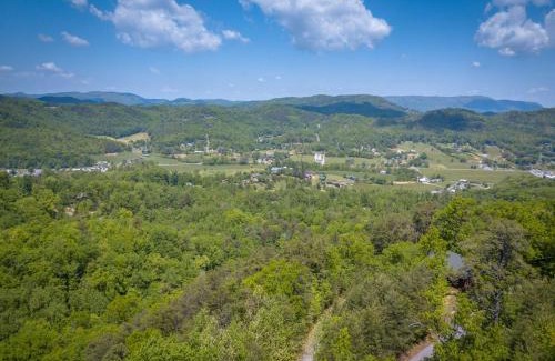 Wears Valley House | Getaway Mountain Lodge