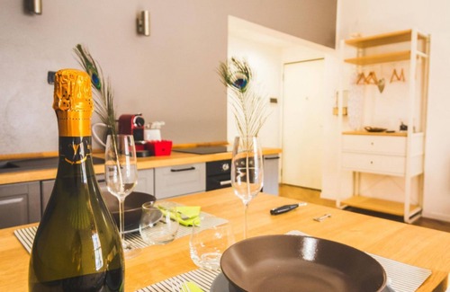 Historic Center Apartment | GetTheKey San Felice Suite 2