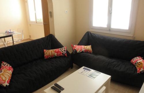 El Chaparral Apartment | Gezellige ruime woning, twee verdiepingen