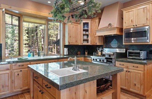 Black Butte Ranch House | GH261 | New - Amazing Luxury home taking reservations for Summer 2025.