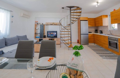 Pilalimata House | Gialos Breeze - 30 meters from sandy beach