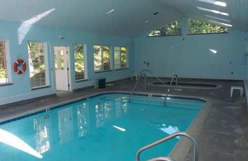 Running Springs Cabin | Giant Oaks Lodge