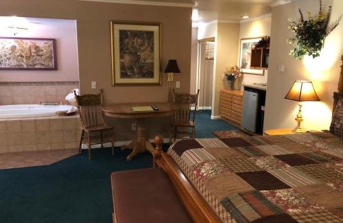 Running Springs Cabin | Giant Oaks Lodge