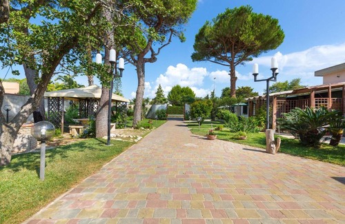 San Cataldo Villa | Giardino dell`Eden by BarbarHouse