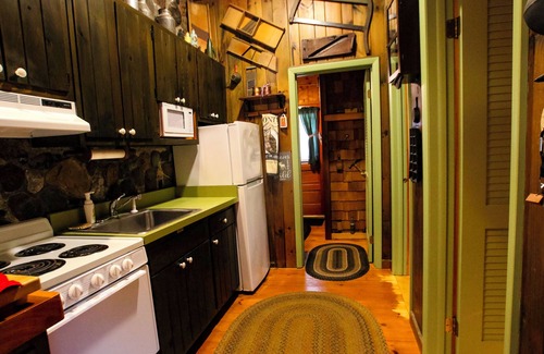 Eagle Bay House | Gibbs Cottage