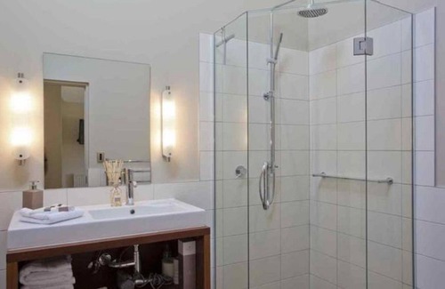 Gibbston Bed & Breakfast | Gibbston House
