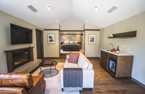 Gibbston Hotel | Gibbston Valley Lodge and Spa