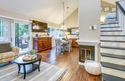 Gilford House | Gilford Townhome with Lakefront Beach and Pool Access!