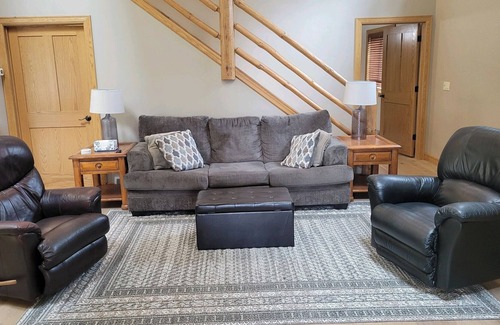 Crivitz House | Gilkey Lake Escape, lake house connected to Crooked Lake