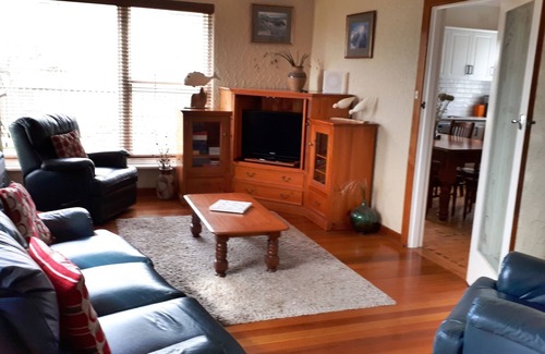 Port Macdonnell House | Gillian's on Meylin, Port MacDonnell
