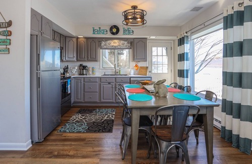 Hammondsport House | Gimme Shelter: Keuka Lake + East Side = Pure Bliss!