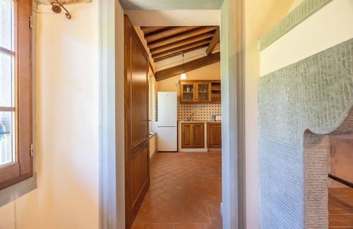 Loro Ciuffenna House | Ginestra superior flat in VILLA with POOL