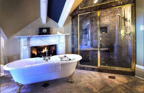 Ferndale Bed & Breakfast | Gingerbread Mansion Inn