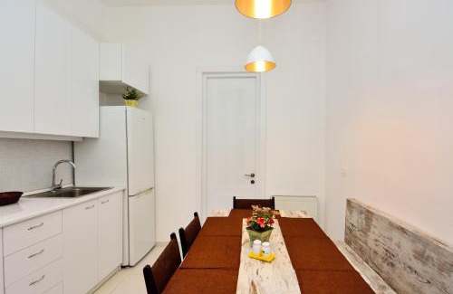 Chugureti Apartment | Gio's Apartment