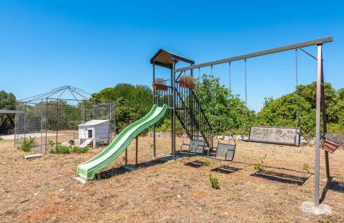 Martina Franca Apartment | Gioberti 20 I Trulli With Pool - Happy Rentals