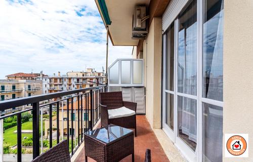 Pietra Ligure Apartment | Gioiello Marino - mare, 2 minuti a piedi