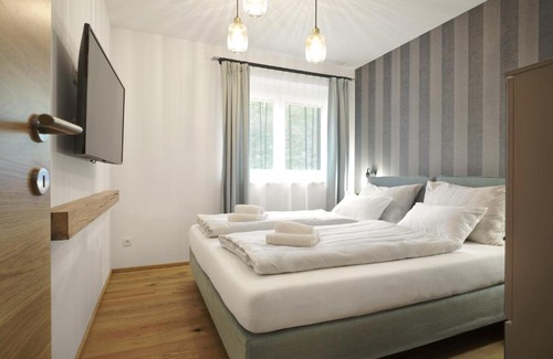 Michaelerberg-Pruggern Apartment | Gipfelblick Lodge 5 Pruggern by AA Holiday Homes