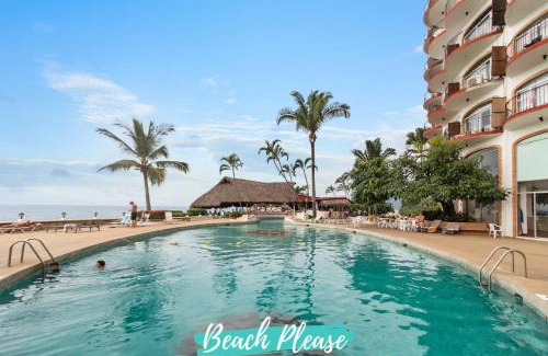 South Shore Hotel Area Apartment | Girasol Sur - Beachfront Suites on Playa Gemelas