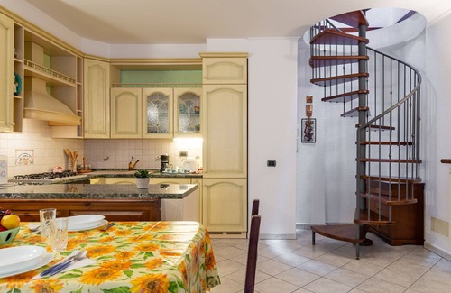 Corrido House | Girasole by Interhome