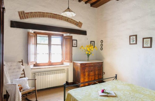 Radicofani House | Girasole Cottage overlooking the Orcia valley in Tuscany