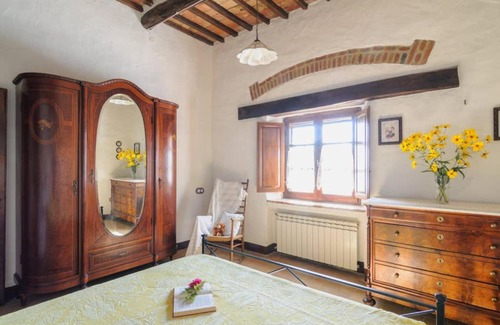 Radicofani House | Girasole Cottage overlooking the Orcia valley in Tuscany