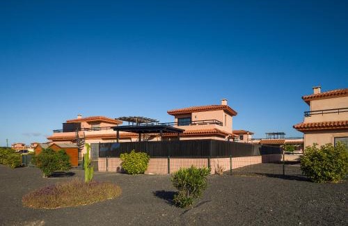La Oliva Villa | Giraud I - Luxurious secluded villa next to the sea