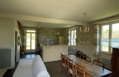 Martel House | Gite 06-Les Glycines avec piscine & jacuzzi-5 pers