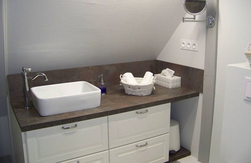 Bischwihr Apartment | Gite C'1 Comble near Colmar
