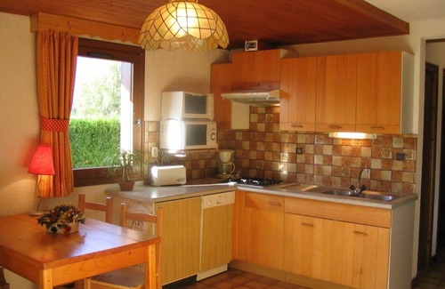 Notre-Dame-de-Bellecombe Ski Chalet | Gite de France classified * in chalet Savoyard, with view, AT THE FOOT OF THE TRACKS