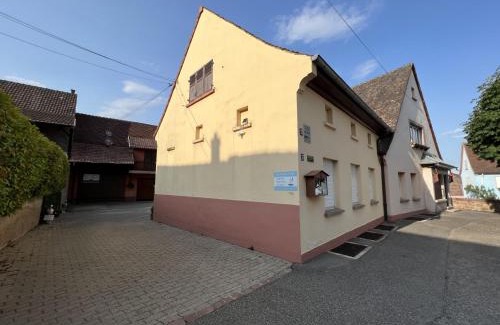 Mittelwihr House | Gite des 5 cigognes rouge