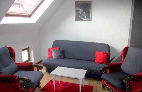 Mittelwihr House | Gite des 5 cigognes rouge