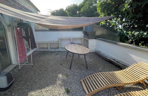 Lagor House | Gîte/furnished 3-bedroom house with veranda and garden - available 13/09 → 15/10
