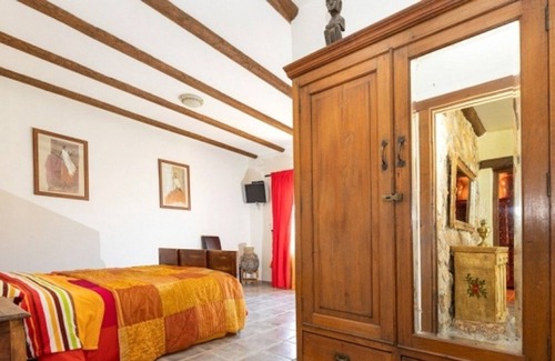 Illora Cottage | Gite Illora, 4 bedrooms, 8 persons