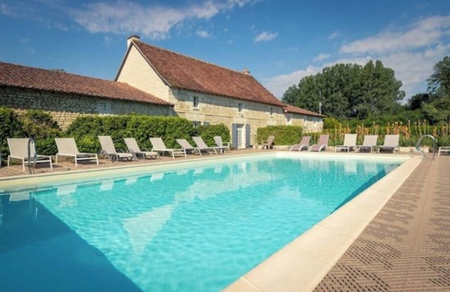 Saires Ski Chalet | Gite l'Ecurie