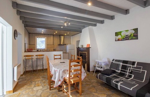 Saint-Andre-dAllas House | Gîte La Salamandre – Renovated Haven of Peace near Sarlat